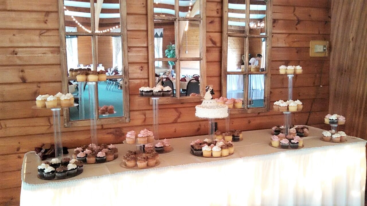 Wedding Cupcake Set-up