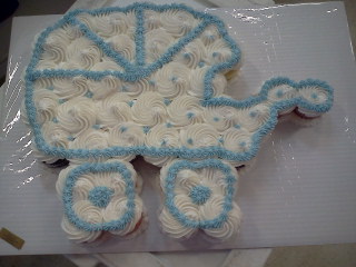 Carriage Cupcake Cake